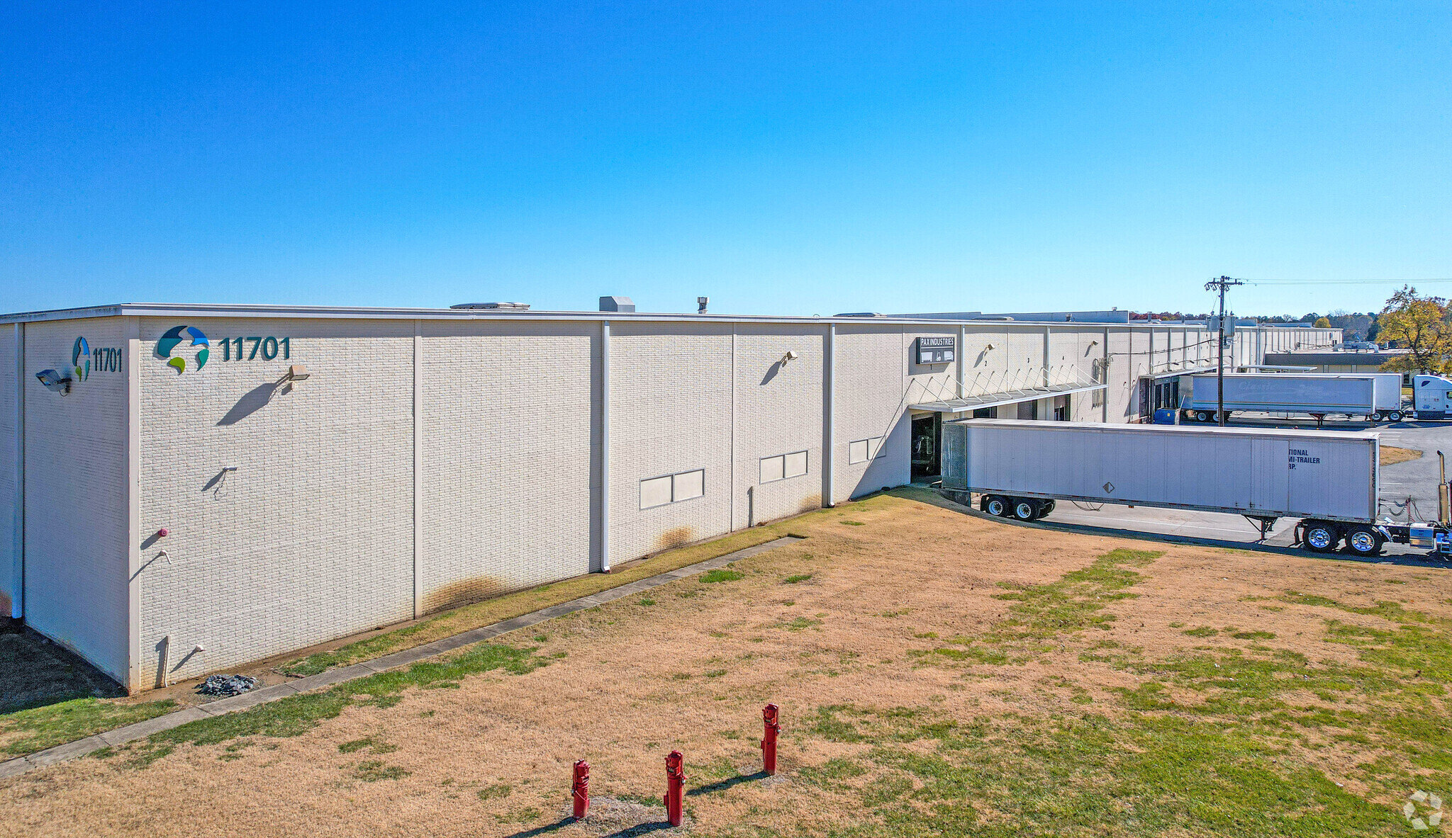 Charlotte public warehouse with AIB certification and space available.